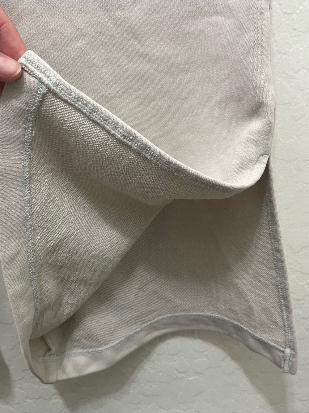 Vuori Sedona Wideleg Sweatpants Cream VW4044 Fleece Split Hem Size L - Picture 5 of 7